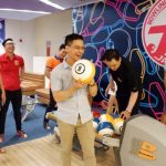 Một cá nhân không thể gánh vác tất cả trách nhiệm.